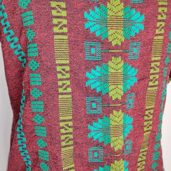 VIBRANT WOVEN MEXICAN TUNIC - Picture 3 of 7